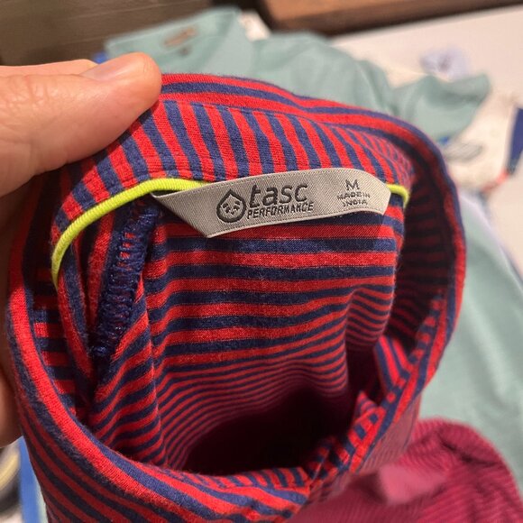 Tasc Performance Men's red and blue striped short sleeve polo shirt Medium M - Picture 5 of 6